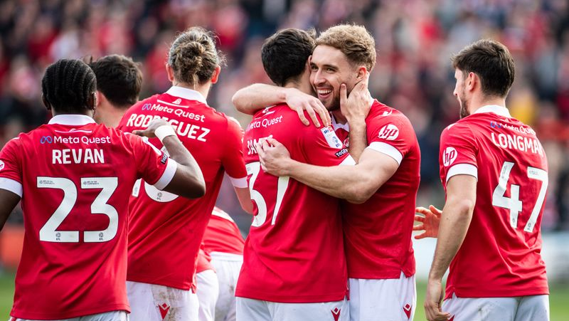 Wrexham Team. Credit - WrexhamAFC.co.uk